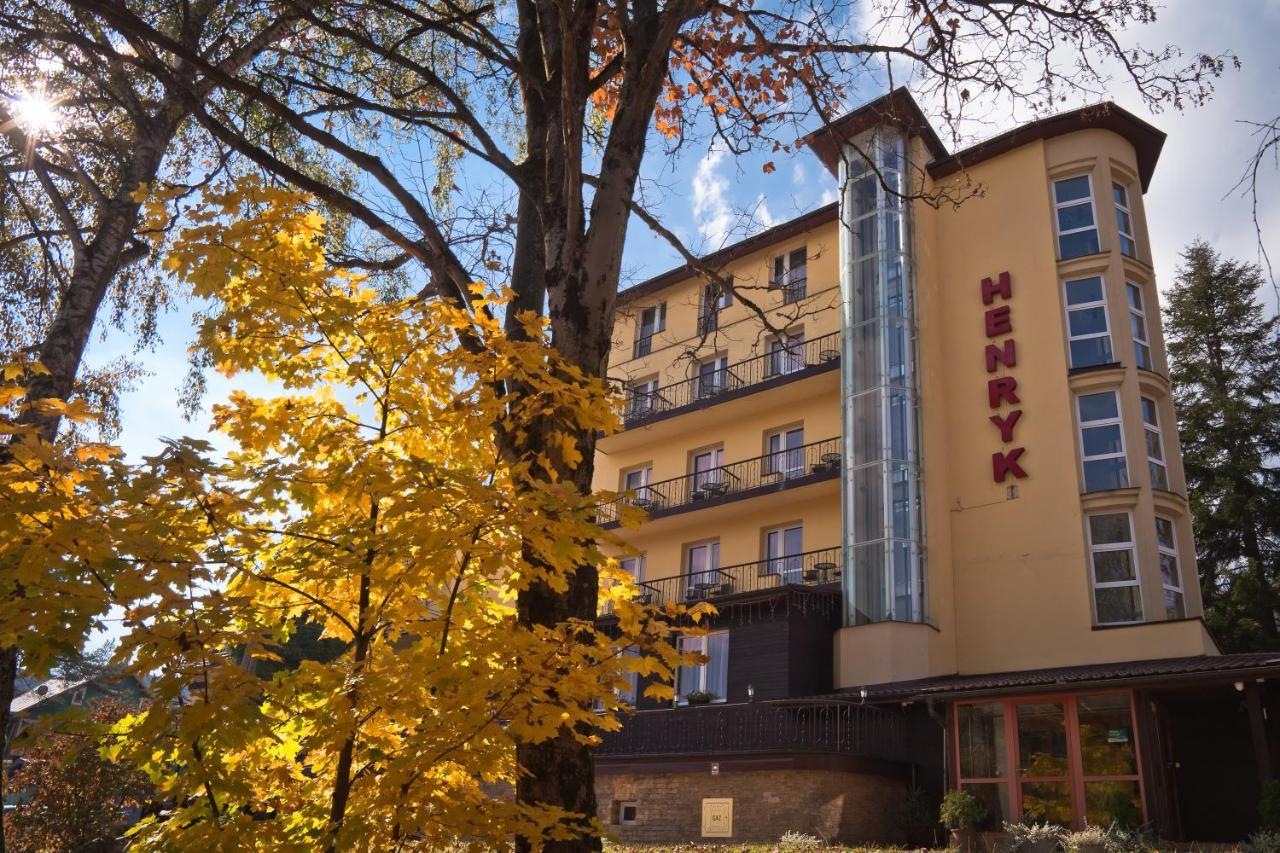 Pensjonat Henryk Krynica-Zdrój Kültér fotó