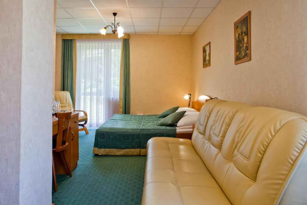 Pensjonat Henryk Krynica-Zdrój Kültér fotó